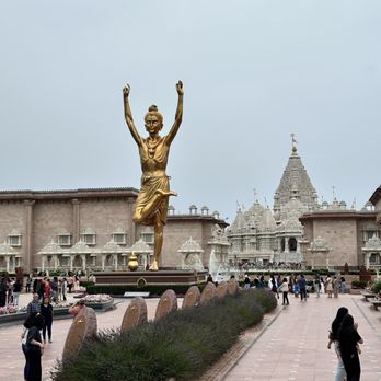 BAPS Swaminarayan Akshardham - Hindu Temples Near Me - Robbinsville, New Jersey