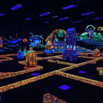 Monster Mini Golf Yonkers - Mini Golf Near Me - Yonkers, New York