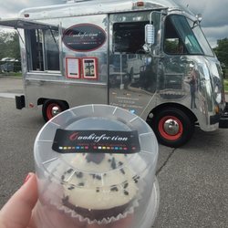 Cookiefection - Vintage Dessert Truck and packaged cup cookie