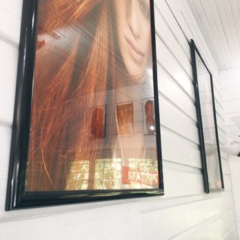Beauty Bar Orlando - The waiting room or foyer. - Hair Salons Near Me - Orlando, Florida