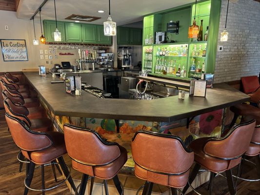 Dimarzio Construction Logo