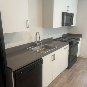 Kitchen Tune-Up  Rancho Cucamonga - Studio cabinetry. - Cabinetry Near Me