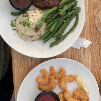 Applebee's Grill + Bar - 6oz sirloin, garlic mashed potatoes, and garlic green beans with 12 fried shrimp. - Sports Bars Near Me - Palmdale, California