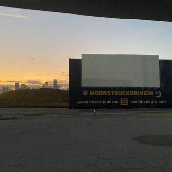 MoonStruck Drive-In - Drive-In Theater Near Me - Houston, Texas