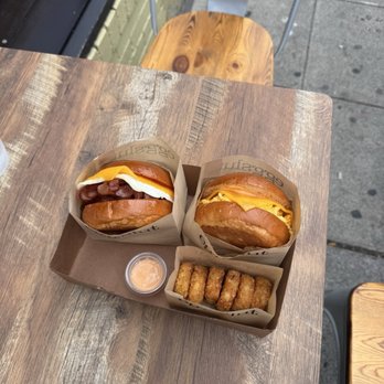 Eggslut - Breakfast & Brunch Near Me - Seattle, Washington Eggslut - Breakfast & Brunch Near Me - Seattle, Washington