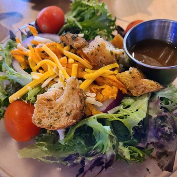 Tom Foolery's Restaurant & Bar - American Near Me - Middletown, Delaware