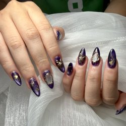 Magic Nails