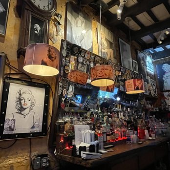 Marilyn's Place - bar area - Bars Near Me - Old San Juan, Puerto Rico Marilyn's Place - bar area - Bars Near Me - Old San Juan, Puerto Rico