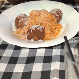Custom pasta (vodka sauce, mafalde pasta, chicken parmigiana meatballs)