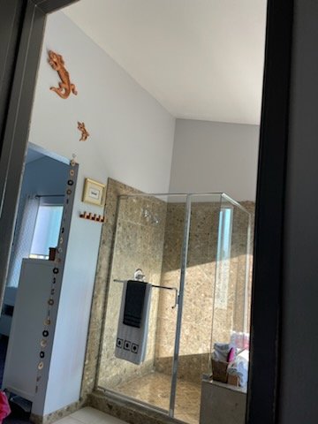 Slide of Pro Roofing Service