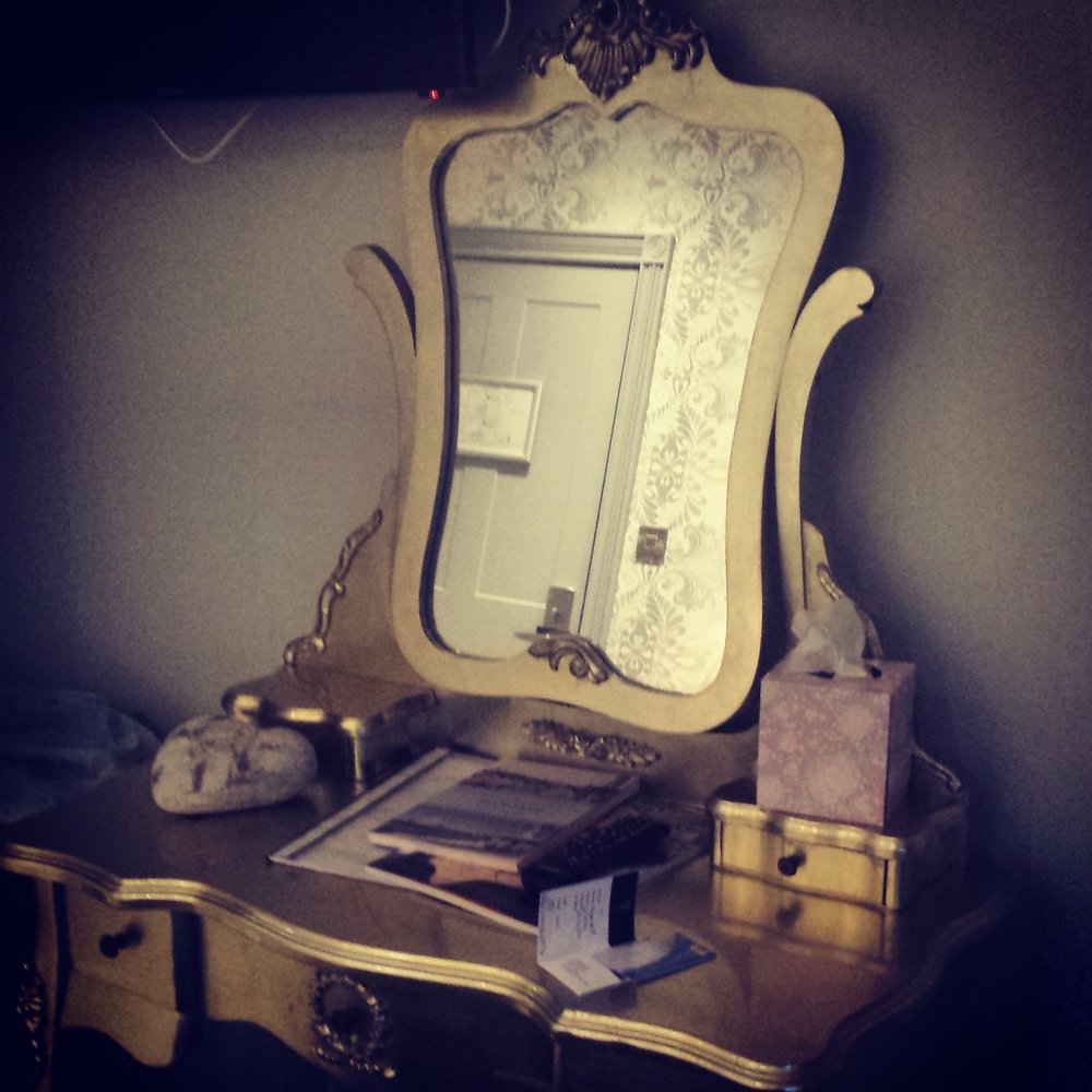 The Crescent Victoria Hotel - Room 7 - Hotels Near Me - Margate, KEN