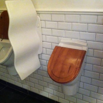 Hotel Restaurant 't Putje - Originele wc - Hotels Near Me - Bruges, VWV