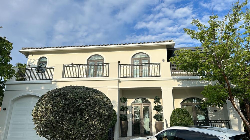 Slide of Proa70 Gutters