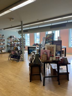 Paper Source by null