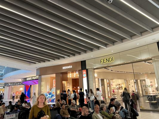 Leonardo da Vinci International Airport by null