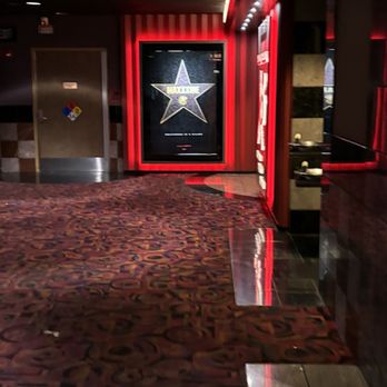 CINEMARK CENTURY OAKRIDGE 20 XD AND SCREENX - Updated October 2025