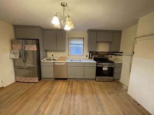 Rogers Pro Services Logo