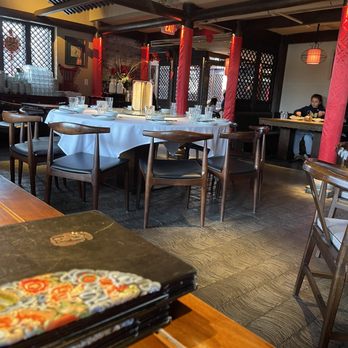 O Mandarin - Inside Resturant - Szechuan Near Me - Hicksville, New York