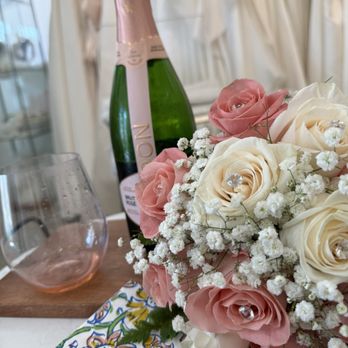 Friendly Flowers - Florists Near Me - Downey, California Friendly Flowers - Florists Near Me - Downey, California