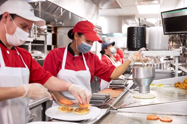 Silver Diner by null