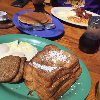 Mullets - The French toast was a cinnamon French toast. It was very good! - Breakfast & Brunch Near Me - Des Moines, Iowa