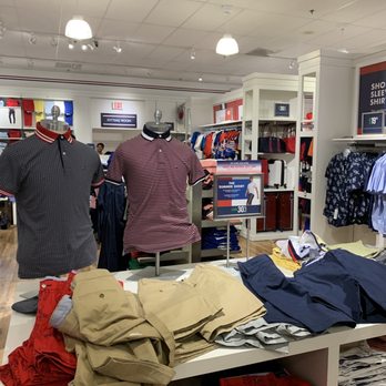 Tommy Hilfiger - Men's Clothing Near Me - Aurora, Illinois