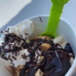 Menchie's Frozen Yogurt