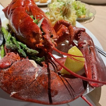 Humboldt Bay Bistro - Lobster - New American Near Me - Eureka, California Humboldt Bay Bistro - Lobster - New American Near Me - Eureka, California