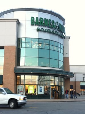 Barnes & Noble Booksellers, 160 Orland Park Pl, Orland Park, Il, Book  Stores - Mapquest