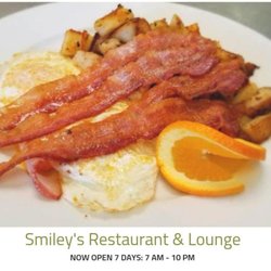Smiley's Restaurant & Lounge - Photo