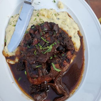 Schooners Monterey - Braised short ribs - Seafood Near Me - Monterey, California Schooners Monterey - Braised short ribs - Seafood Near Me - Monterey, California