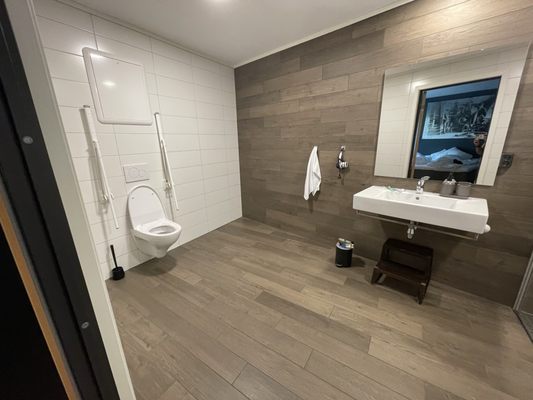 Trolltunga Hotel by null