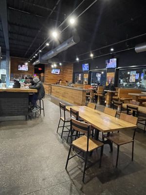Bucharest Bar & Grill by null