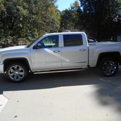 C & R Automotive - 2016 GMC Denali
