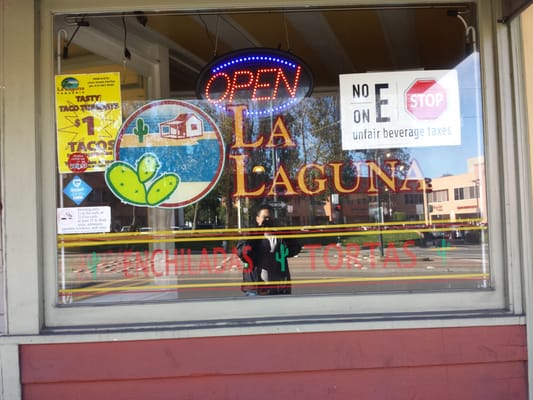 La Laguna by null