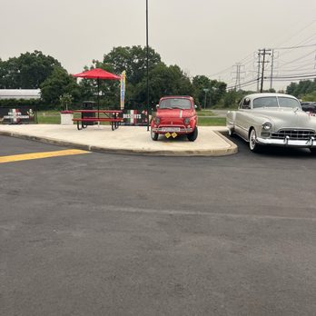Say Cheese - Outside - Pizza Near Me - Melville, New York