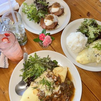 Cream Pot - Salmon egg Benedict, classic omelet, beef stew omelet, mint and strawberry lemonade. - Breakfast & Brunch Near Me - Honolulu, Hawaii Cream Pot - Salmon egg Benedict, classic omelet, beef stew omelet, mint and strawberry lemonade. - Breakfast & Brunch Near Me - Honolulu, Hawaii