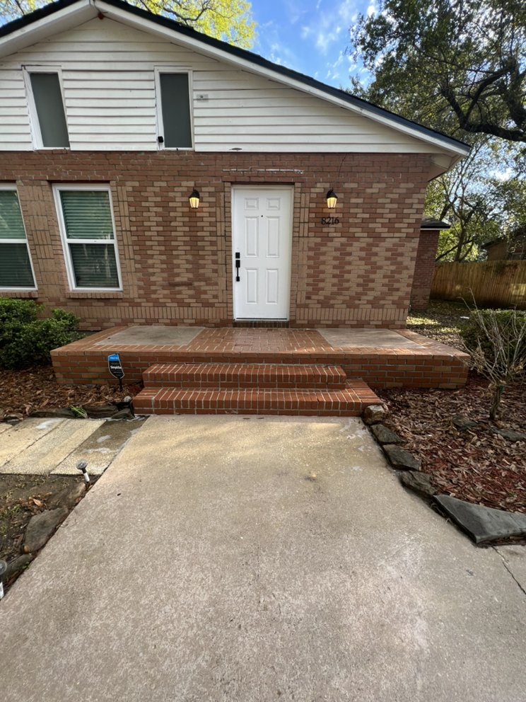 Slide of Rhino Exterior Power Washing