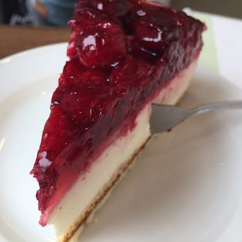 Café Lindenburg Köln I Frühstück, Küche & Kuchen - Himbeertorte - Cafes Near Me - Cologne, NW Café Lindenburg Köln I Frühstück, Küche & Kuchen - Himbeertorte - Cafes Near Me - Cologne, NW