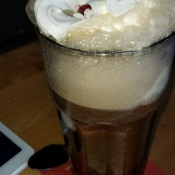 Rock Bottom Bar & Grill - Root beer float - Breakfast & Brunch Near Me - Windsor, Ontario Rock Bottom Bar & Grill - Root beer float - Breakfast & Brunch Near Me - Windsor, Ontario
