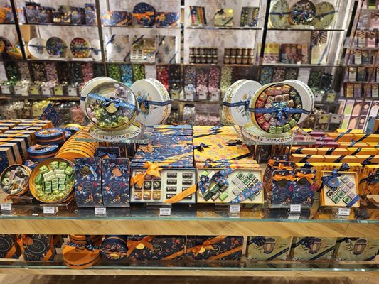 Qatar Airways - JFK Airport Office by null