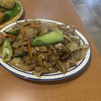 Thai Fusion - Pad C Eew - Thai Near Me - Madison, Wisconsin