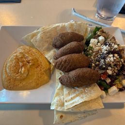 Falafel plate Falafel plate