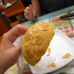 Pineapple Bun Pineapple Bun
