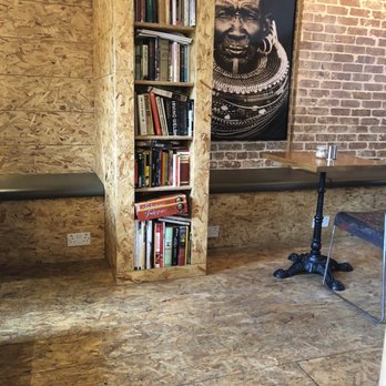 Vibes Cafe - Cafes Near Me - London, XGL