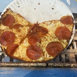 Pepperoni pizza Pepperoni pizza