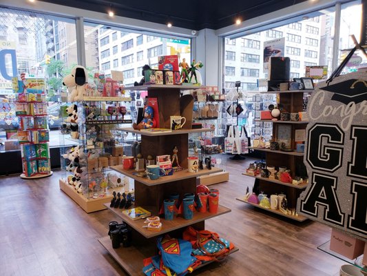 Amreen's Hallmark Shop by null