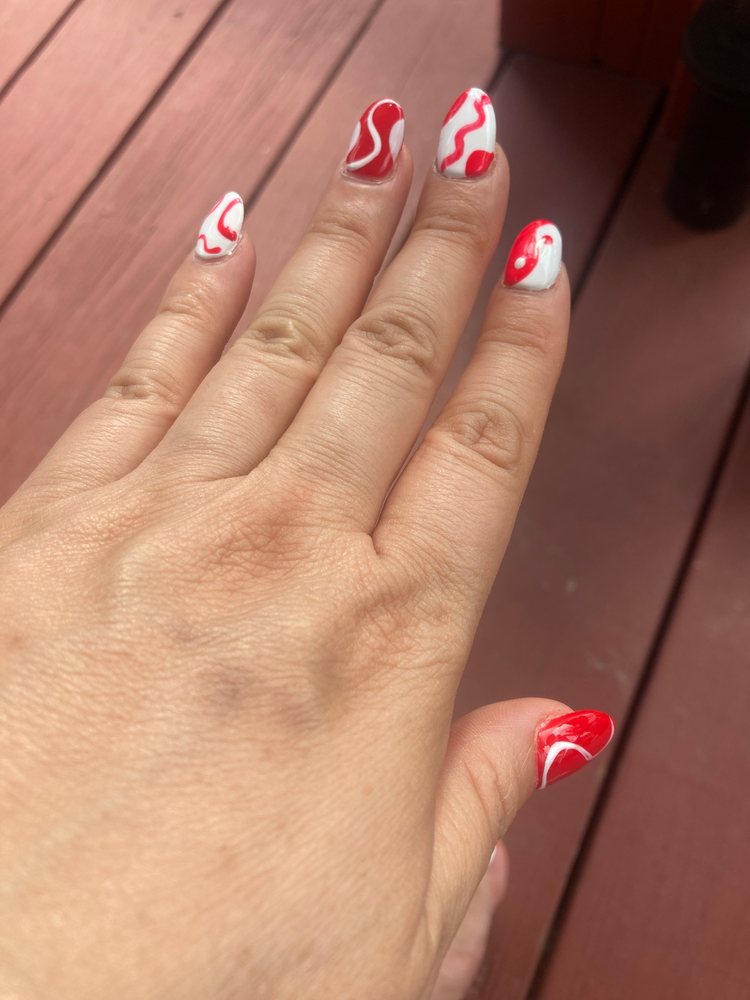 BB NAILS NILES Updated October 2024 27 Photos & 26 Reviews 5580 Youngstown Warren Rd