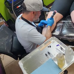 Pacific Rootz Tattoo - @badbullyink in action