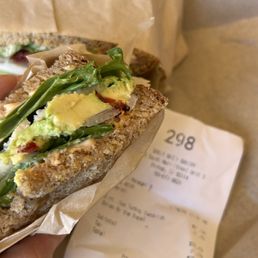 Mr.Tom sandwich Mr.Tom sandwich